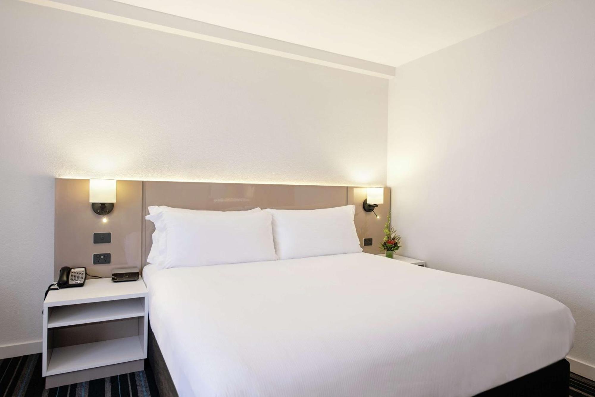 Doubletree By Hilton Esplanade Darwin Otel Dış mekan fotoğraf