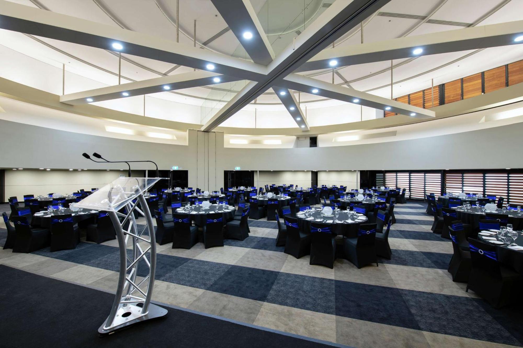 Doubletree By Hilton Esplanade Darwin Otel Dış mekan fotoğraf