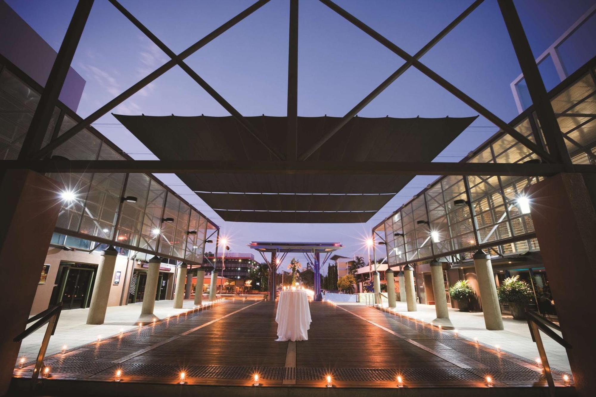 Doubletree By Hilton Esplanade Darwin Otel Dış mekan fotoğraf