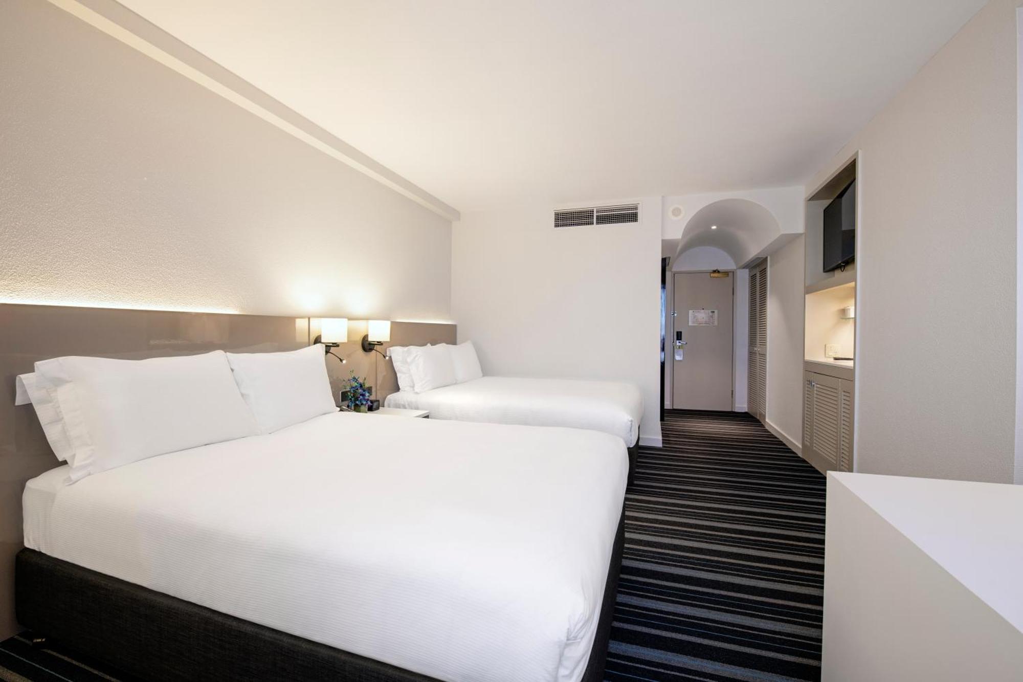 Doubletree By Hilton Esplanade Darwin Otel Dış mekan fotoğraf