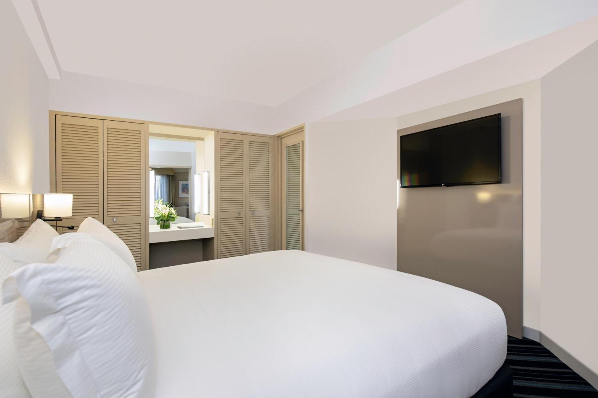 Doubletree By Hilton Esplanade Darwin Otel Dış mekan fotoğraf